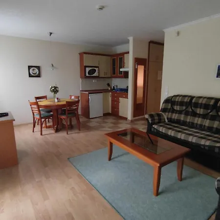 Garda Apartmanház Apartmán *