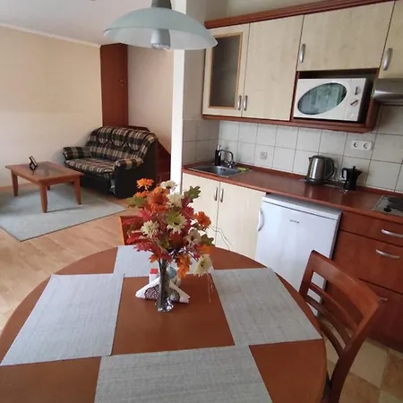 Garda Apartmanház Apartmán Hévíz