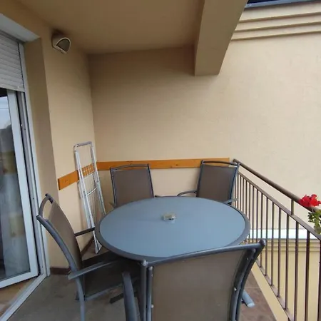 Garda Apartmanház Apartmán *