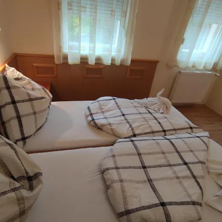 Apartmán Garda Apartmanház *