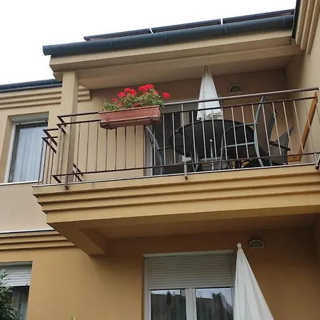 Garda Apartmanház Apartmán