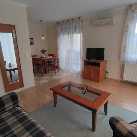 Apartmán Garda Apartmanház